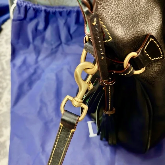 NWOT Dooney & Bourke Navy Florentine Leather Large Satchel - Picture 8 of 16